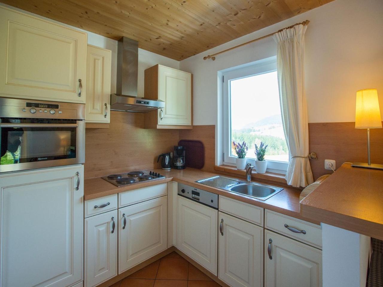 Chalet In Annaberg-Lungoetz With Shared Sauna Villa Exteriör bild